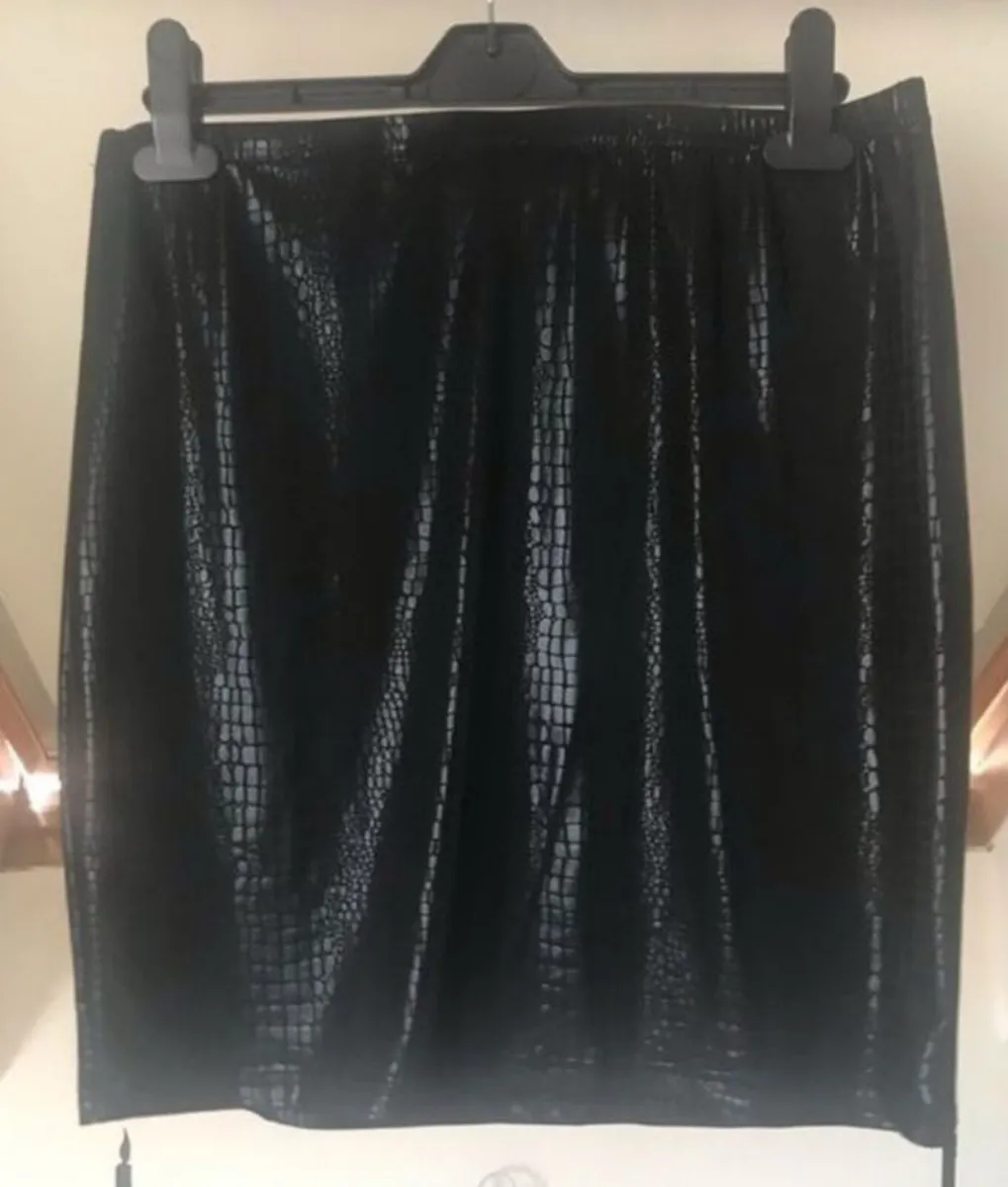 Shiny Black Croc Effect Skirt - Image 1