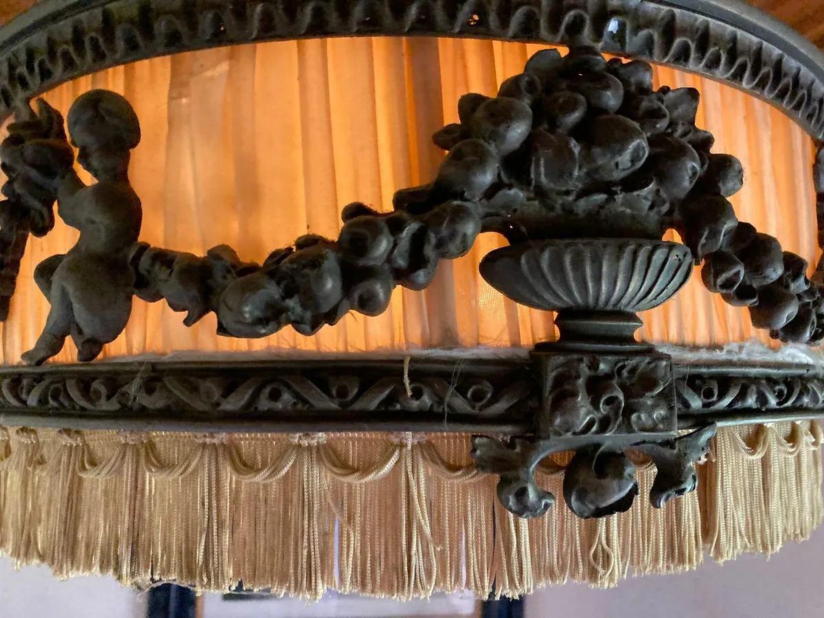 Antique large hanging light - Image 4