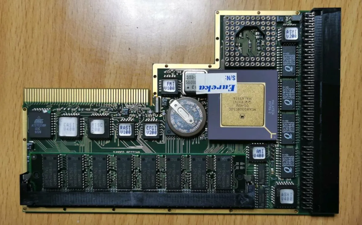 Amiga 1200 Infinitiv Tower +Blizzard 1230 IV 128MB - Image 3