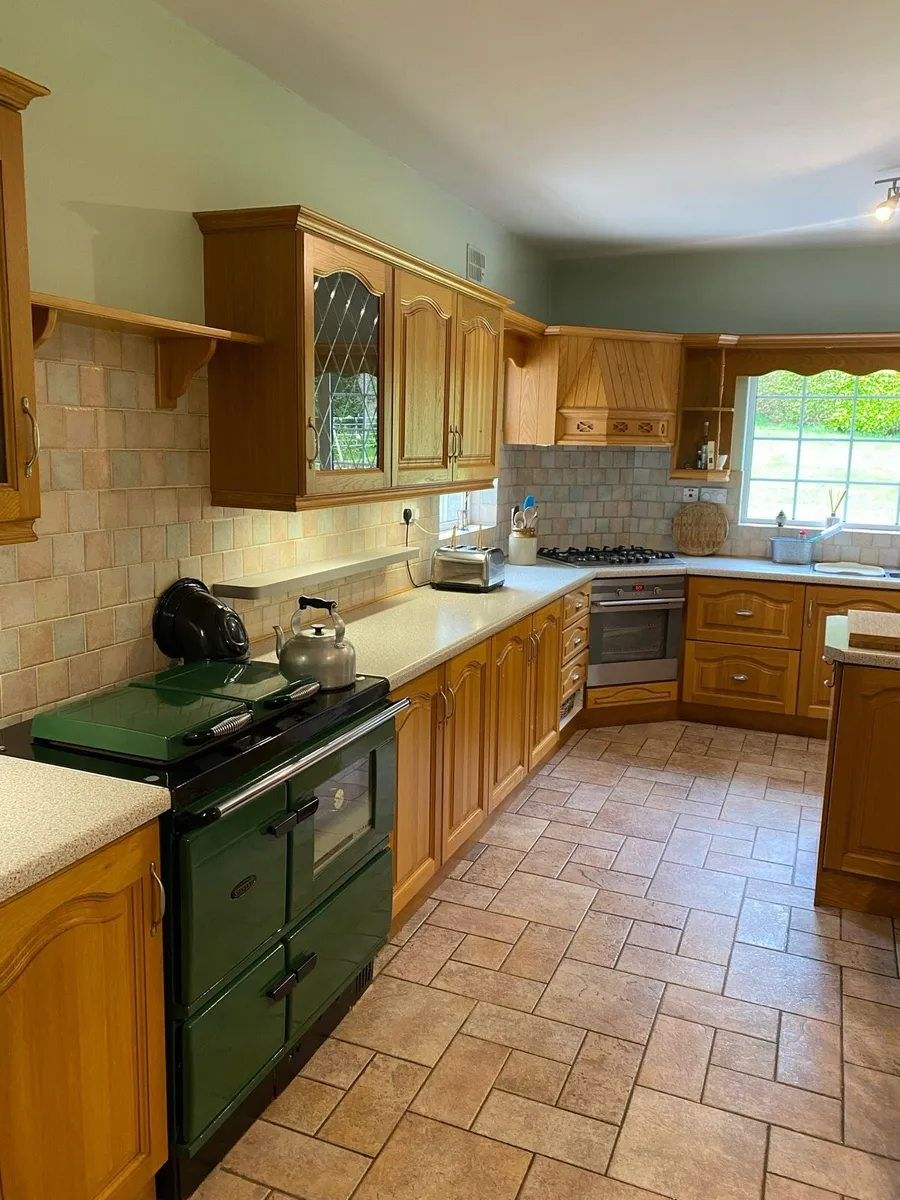 Kitchen Units - Image 2