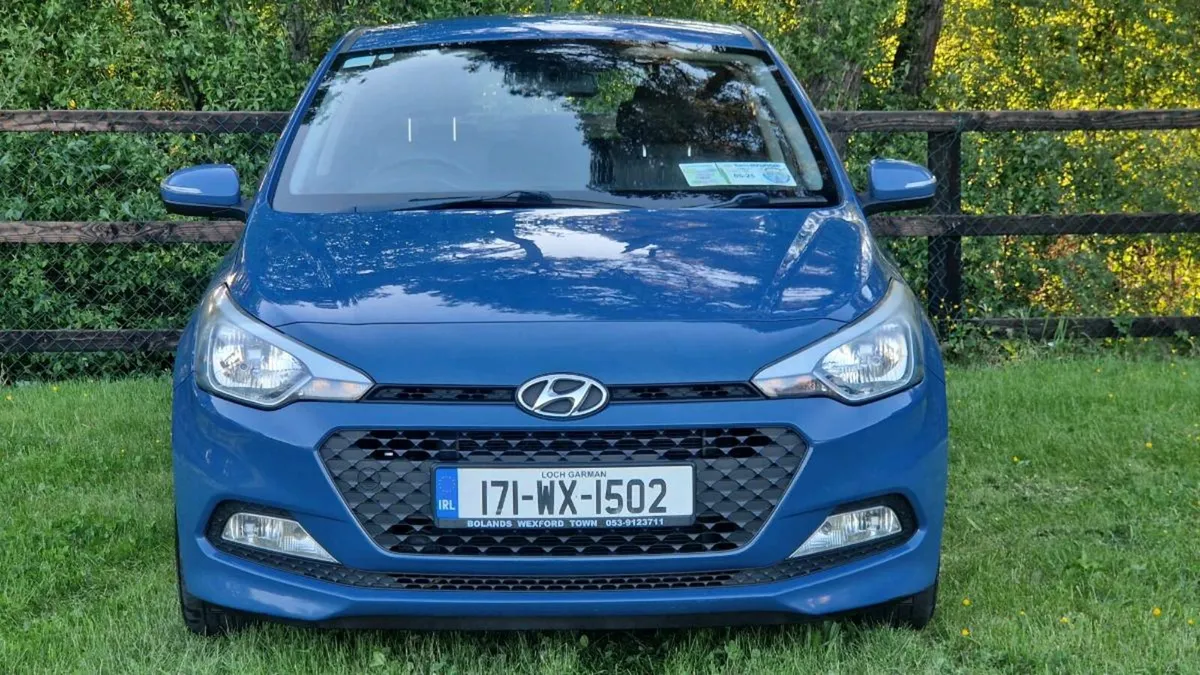 2017 Hyundai i20 Nct & Tax - Image 2