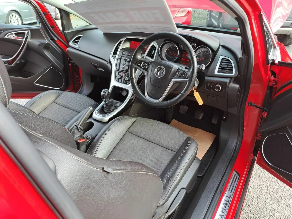 Opel Astra 2013 GTC 1.7 Diesel Perfect New Nct - Image 3