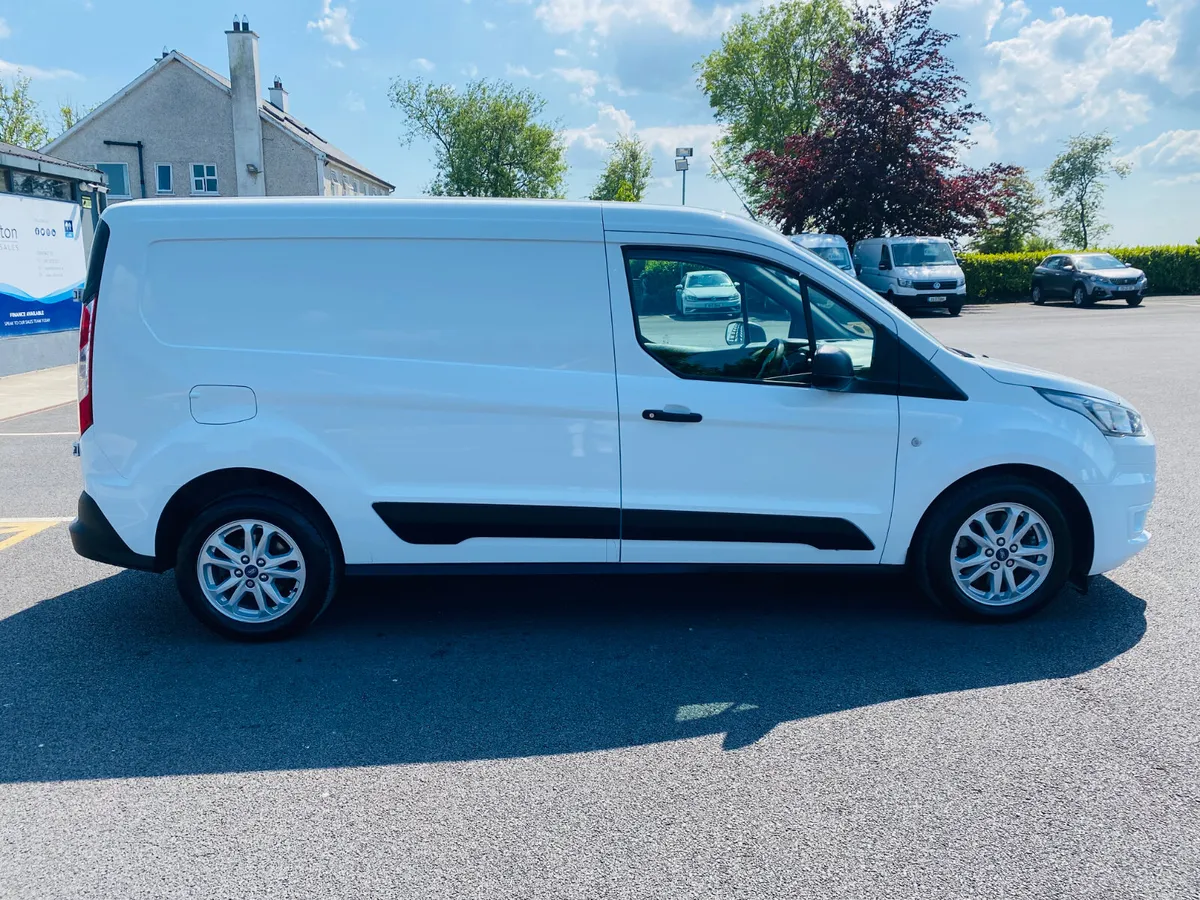 FORD TRANSIT CONNECT TREND 3 SEAT 2021 (212) - Image 4
