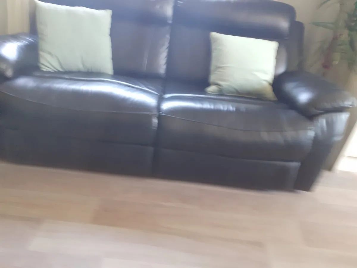 Sofa Set - Image 3
