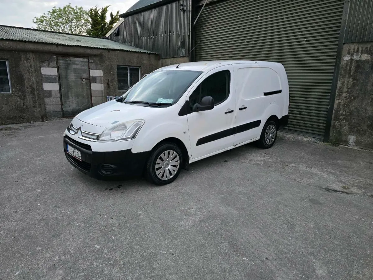 Citroen berlingo lwb 1.6hdi cvrt tested - Image 2