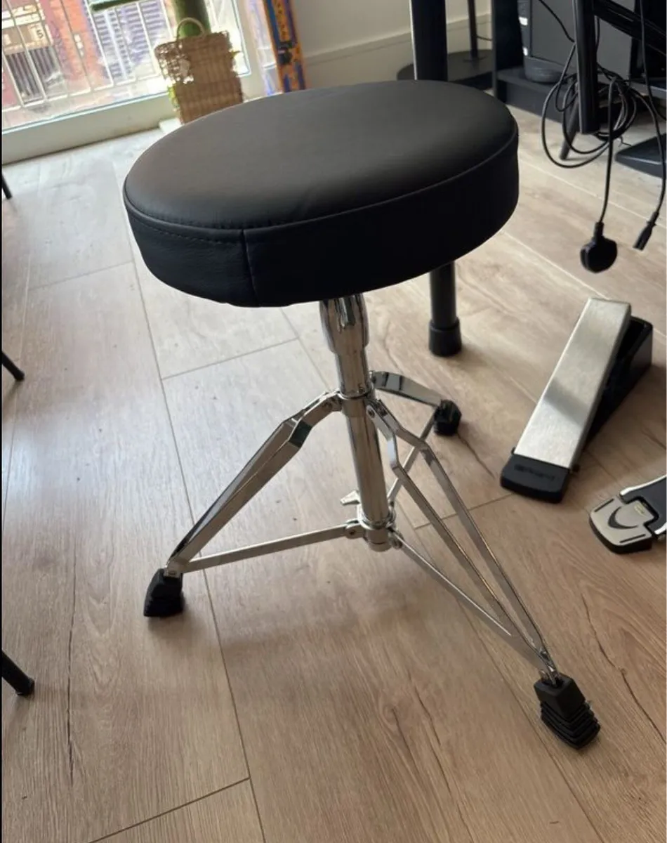 Roland TD-07DMK V-Drum Set - Image 2