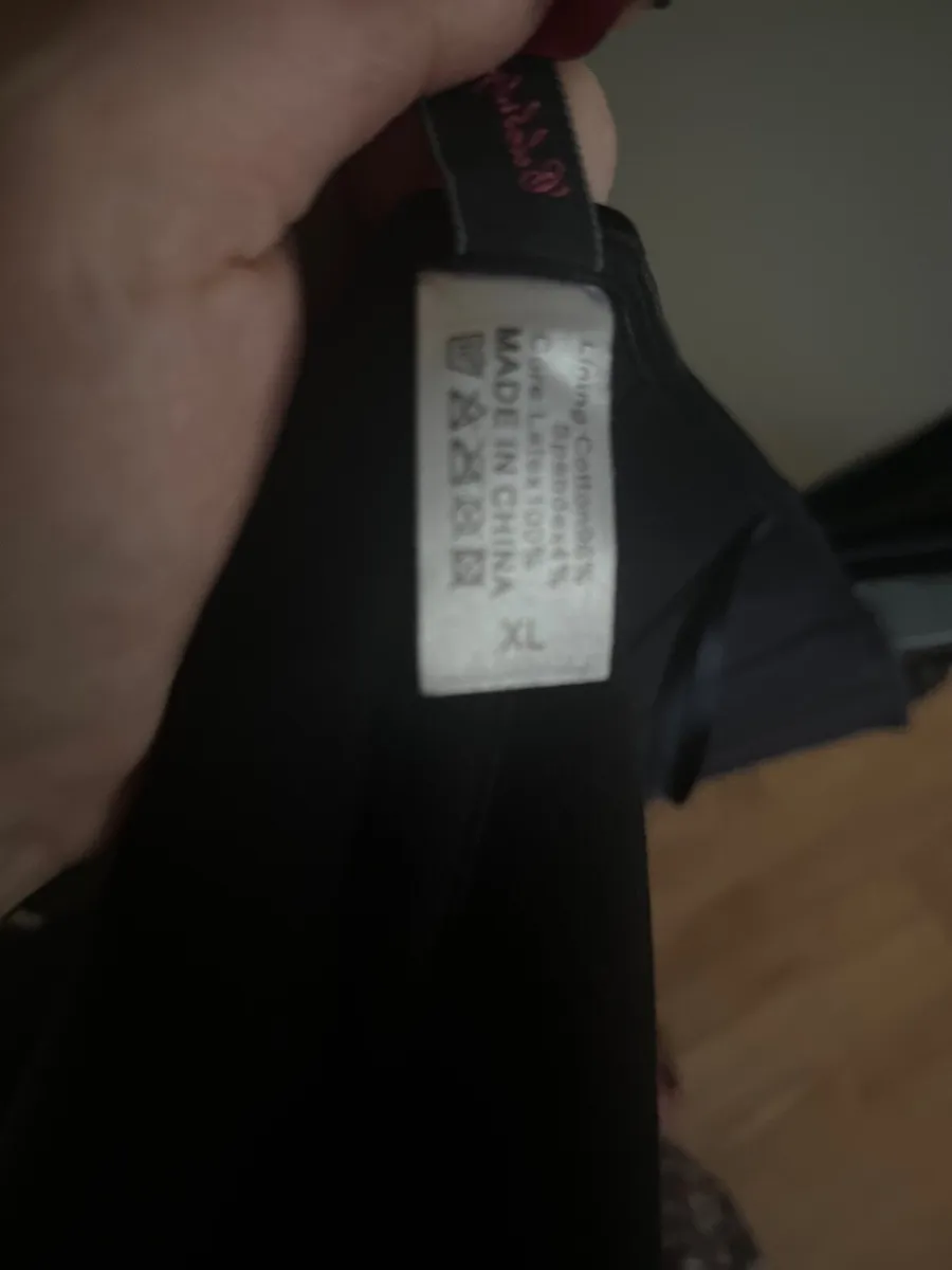 Celebrity Waist trainer XL - Image 1
