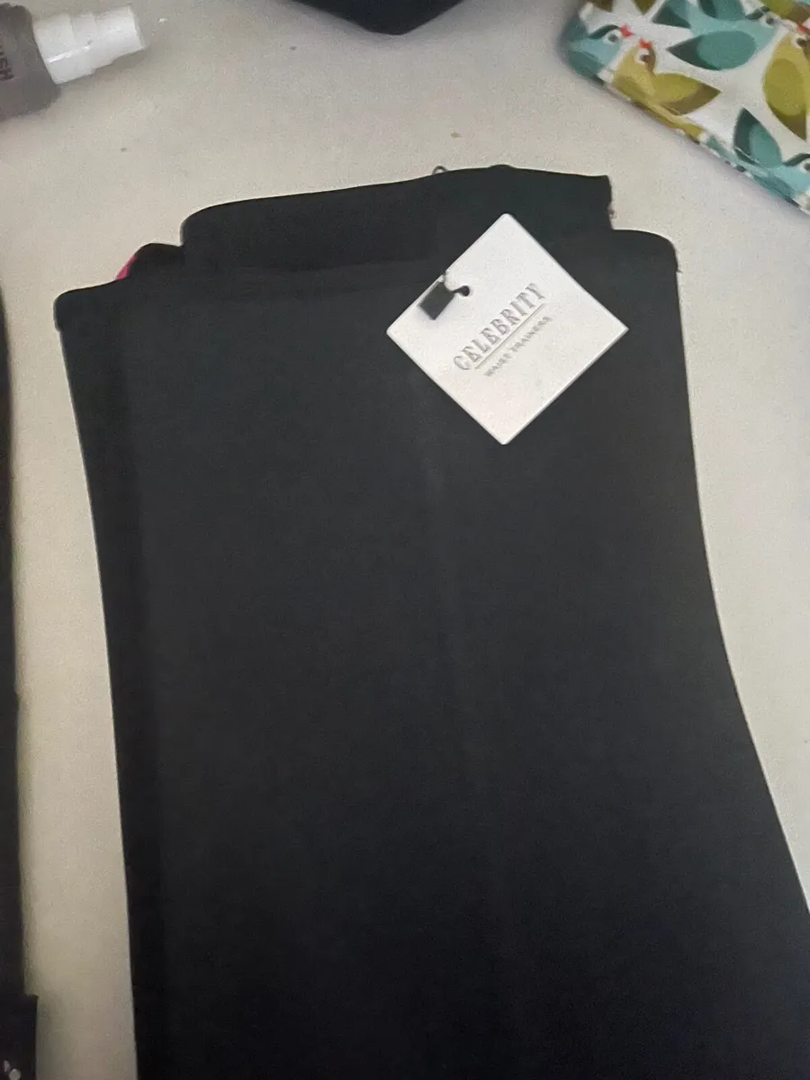 Celebrity Waist trainer XL - Image 2