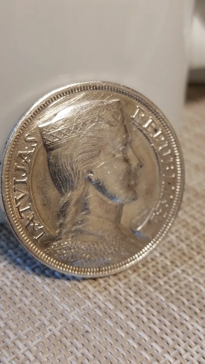1931 Latvian 5 Lati Silver Coin KM#9 - Image 4