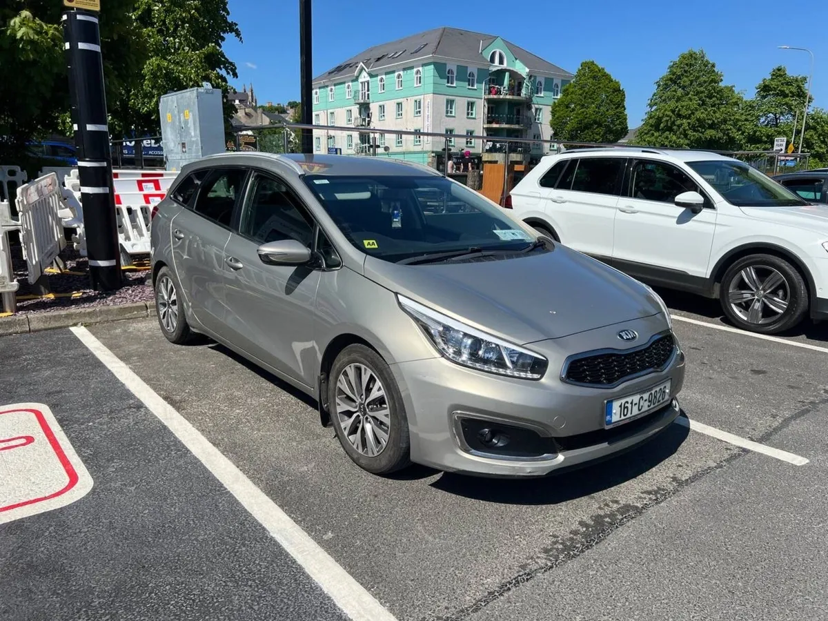KIA Ceed Sportswagon EX - Image 1