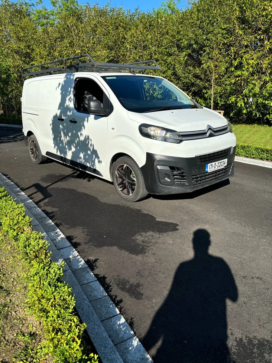 Van - Image 3