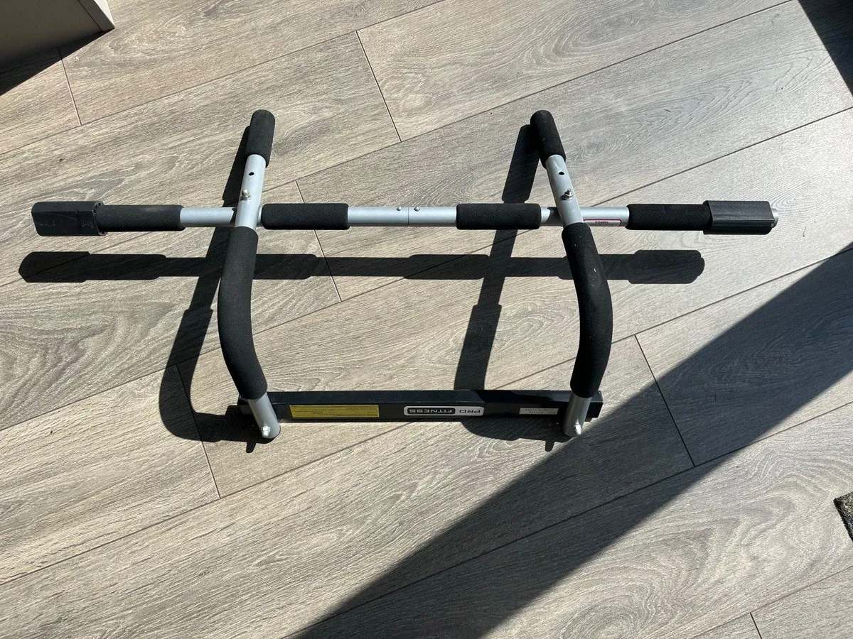 exercise bar for door frame - Image 2