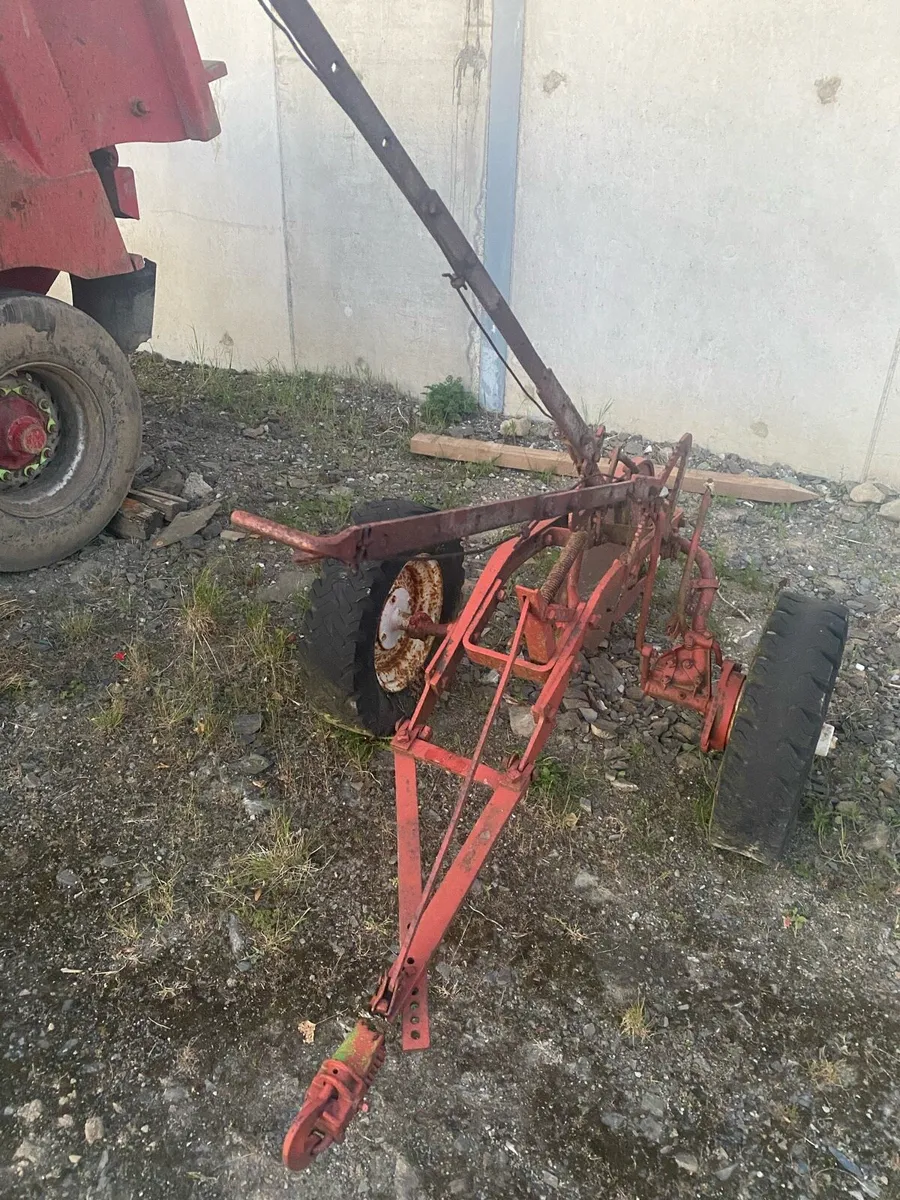 Trailed plough - Image 3