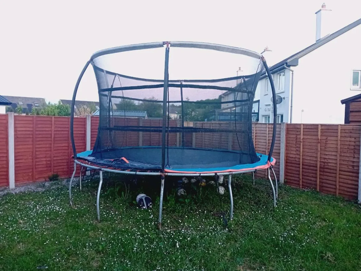 14ft trampoline