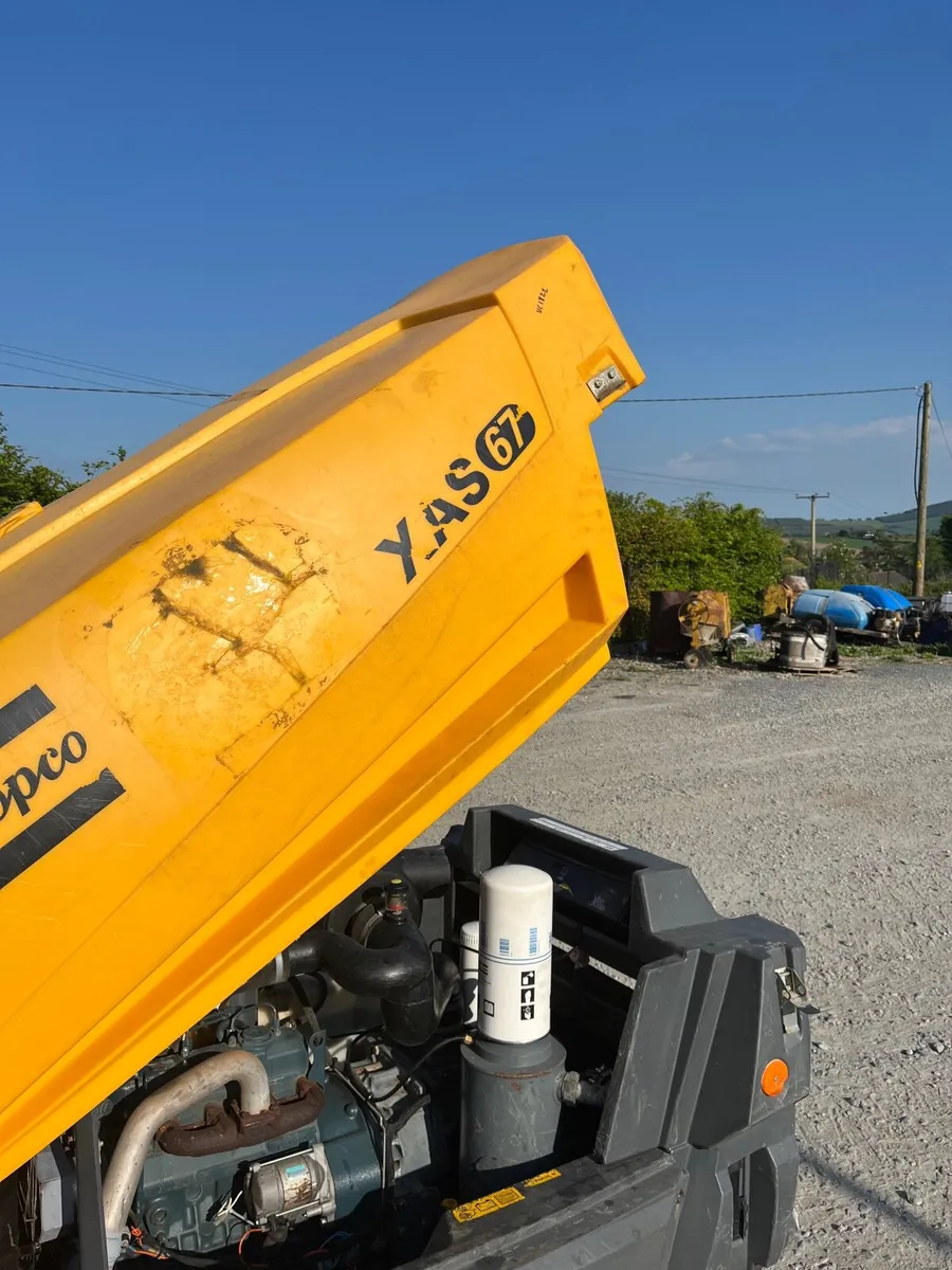 Atlas copco xas67 mobile air compressor - Image 1