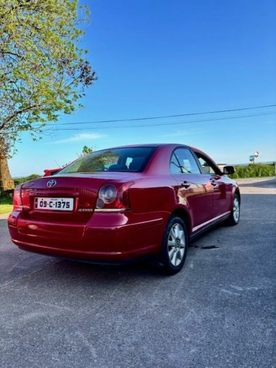Toyota Avensis 2009 D4D - Image 4