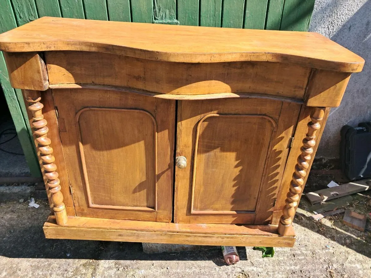 Pine cabinet,press - Image 1