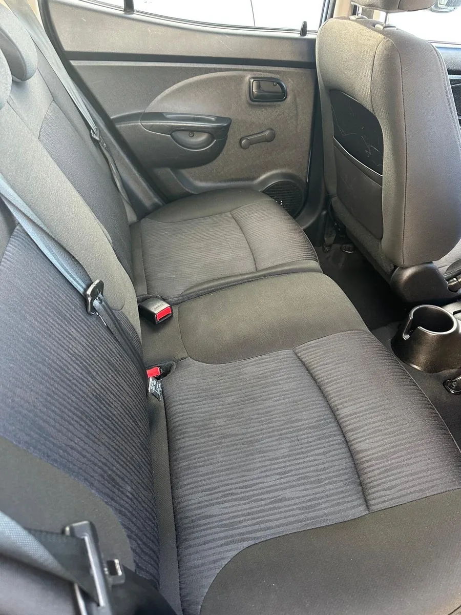 Kia picanto 2010 - Image 1