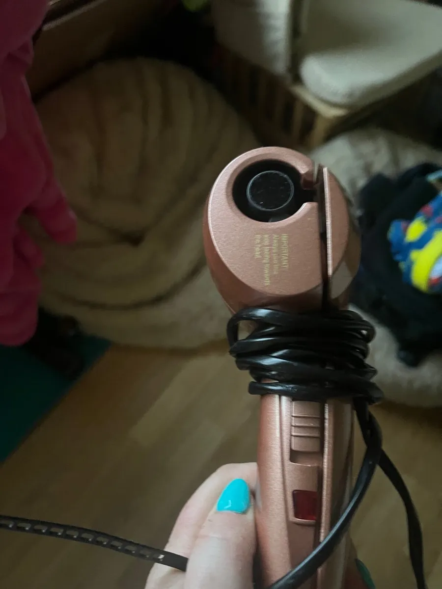 Hair curlers