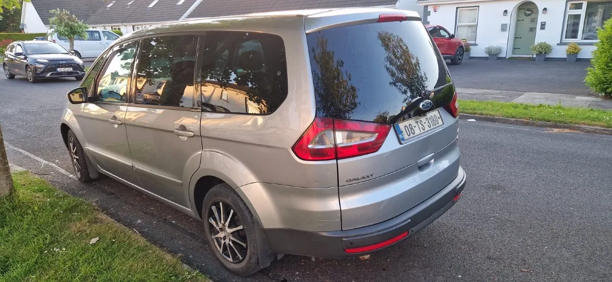 Ford Galaxy 2008 - Image 2