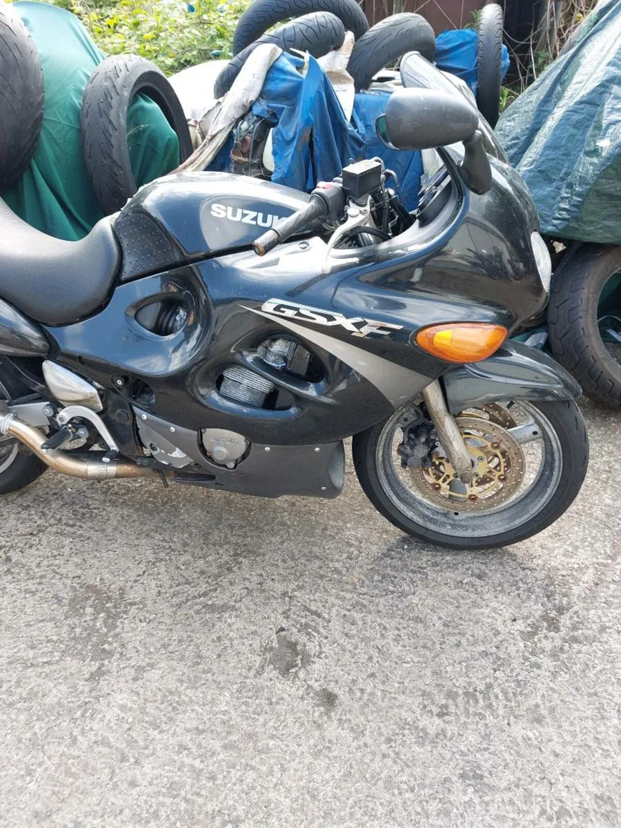 Suzuki GSX600F - Image 4