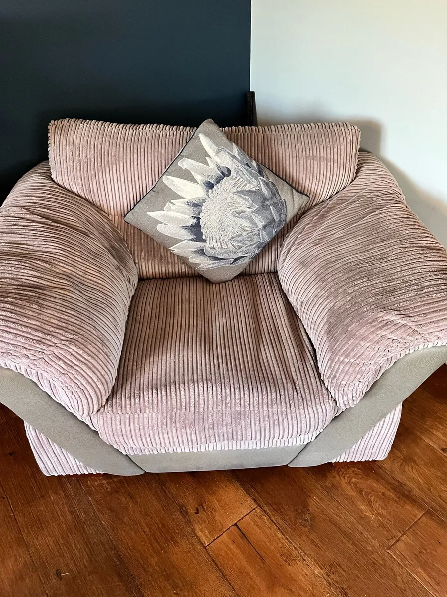 2 seater and 1 seater sofa - Image 1