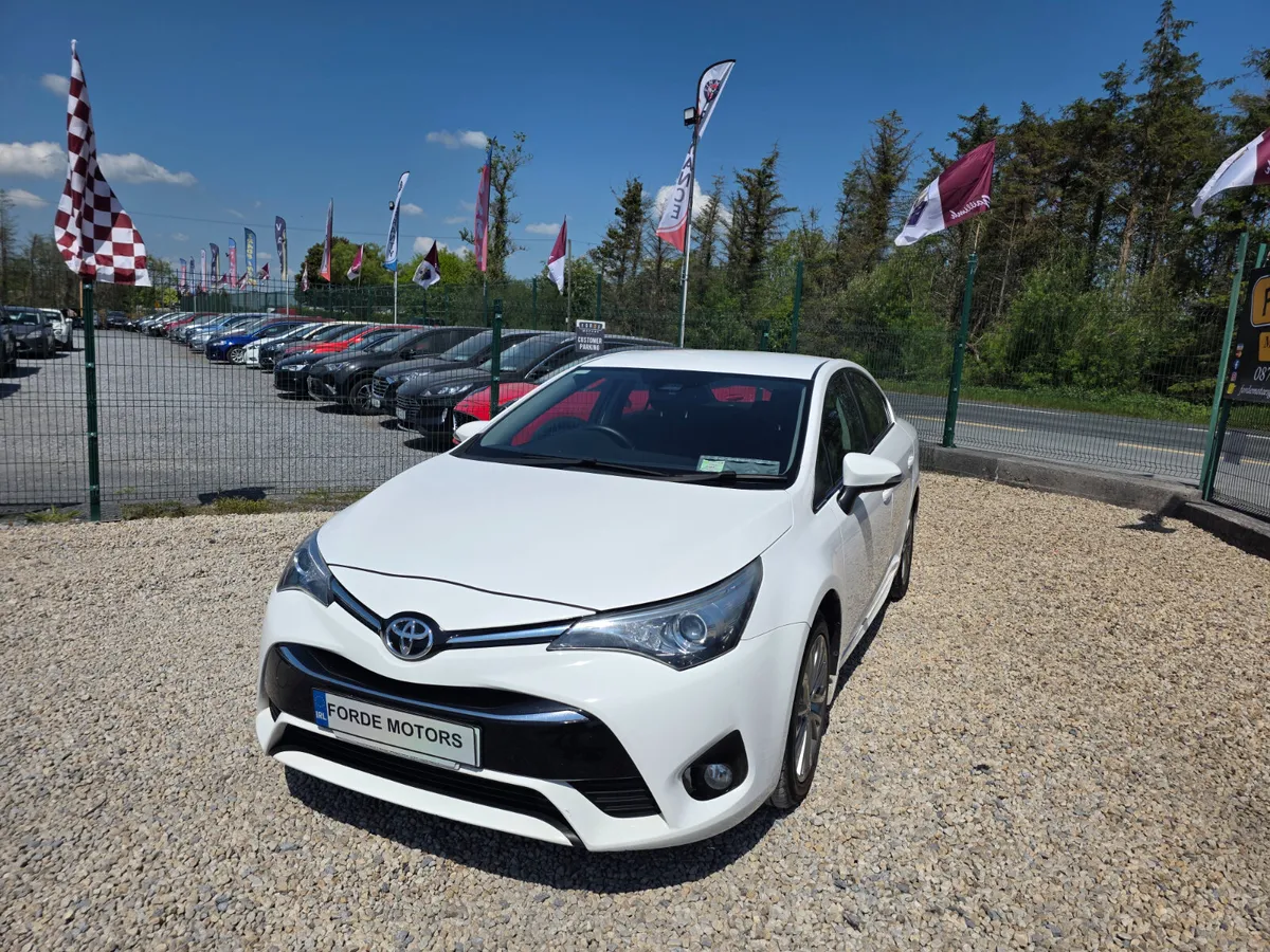 Toyota Avensis 2017 - Image 2
