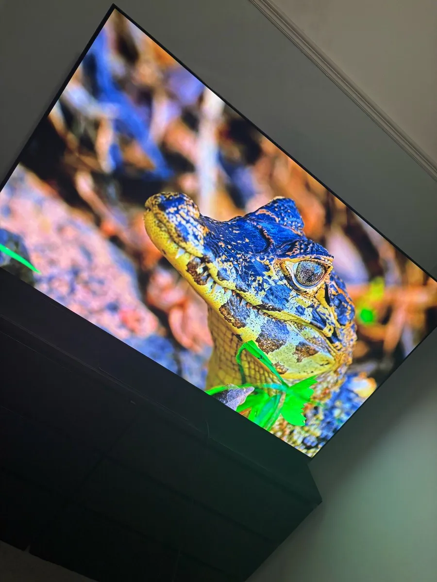 Samsung S95C OLED 4K Smart Tv 65” - Image 1