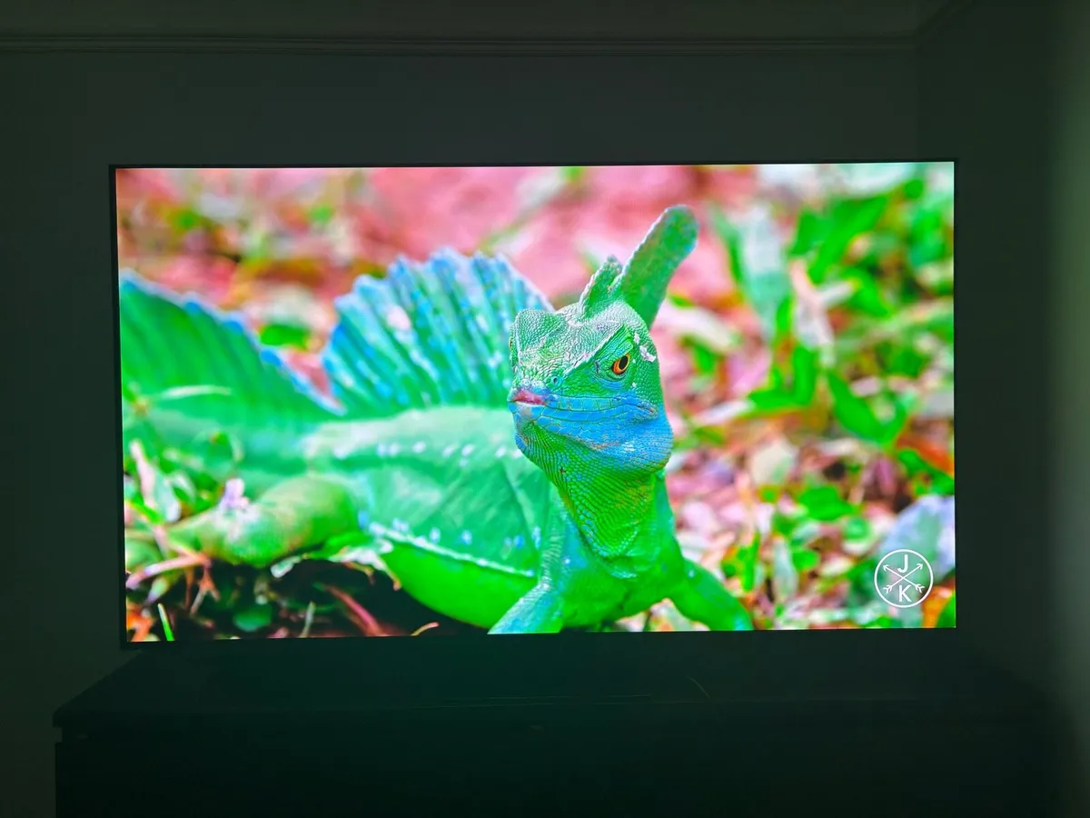 Samsung S95C OLED 4K Smart Tv 65” - Image 2