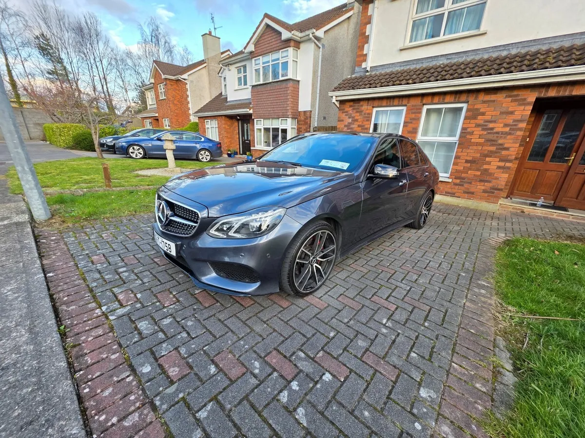 Mercedes-Benz E-Class 2015 - Image 2