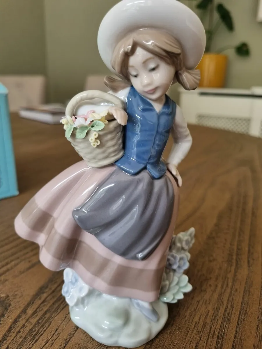 Lladro Doll great condition - Image 3
