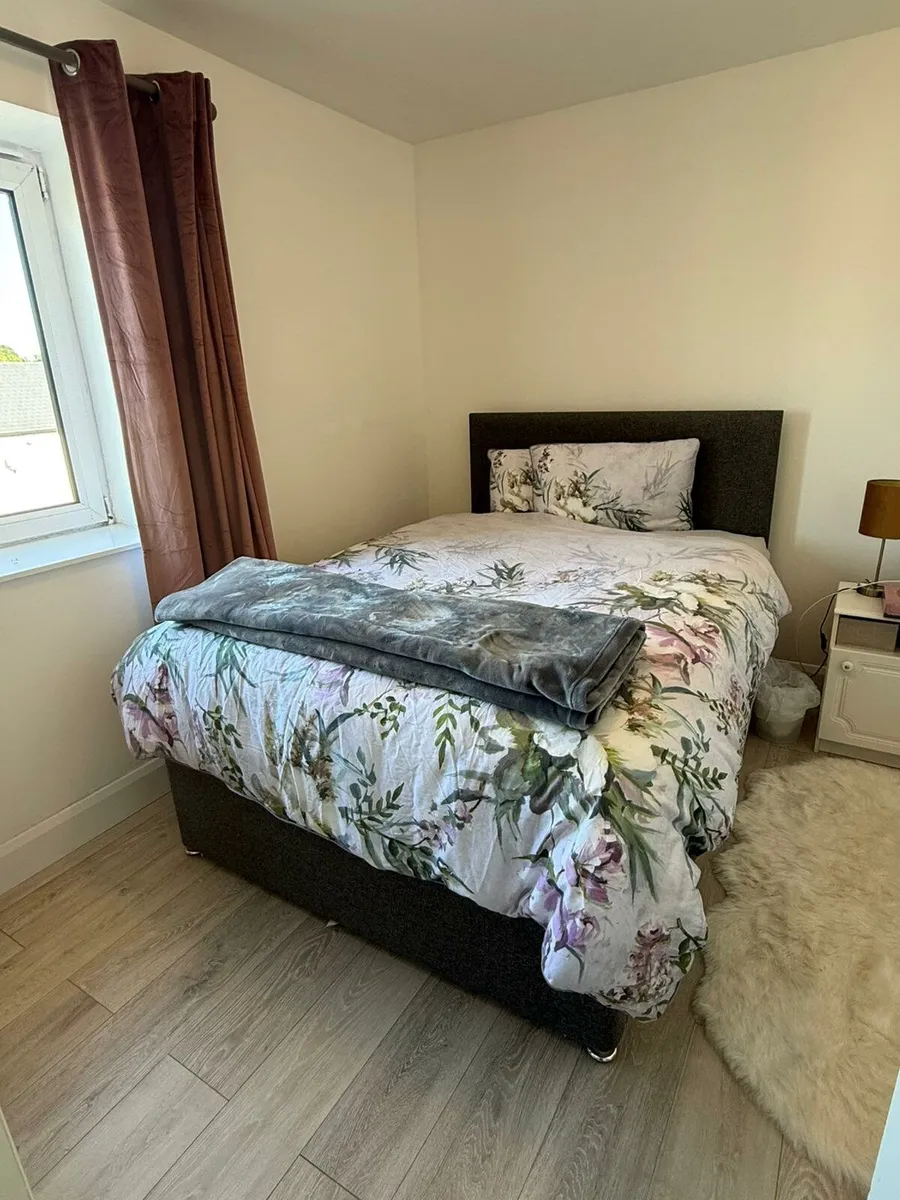 Apartment to Rent - Image 1