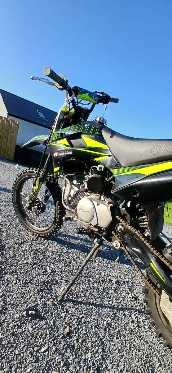 Dirt Bike - Image 1