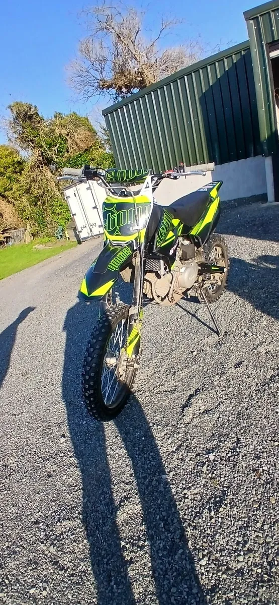 Dirt Bike - Image 3