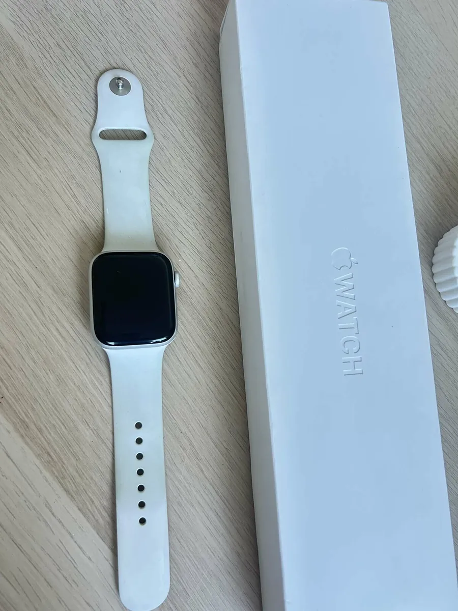 Apple watch series 6 44mm - Image 1