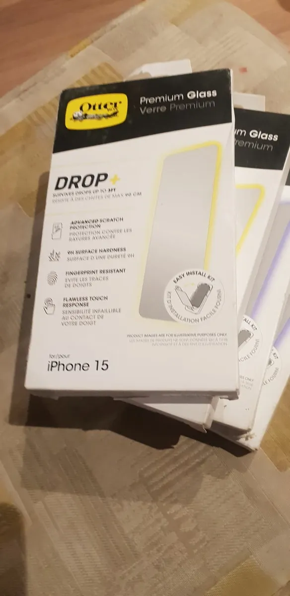 Otterbox Iphone 15 screen protectors - Image 1