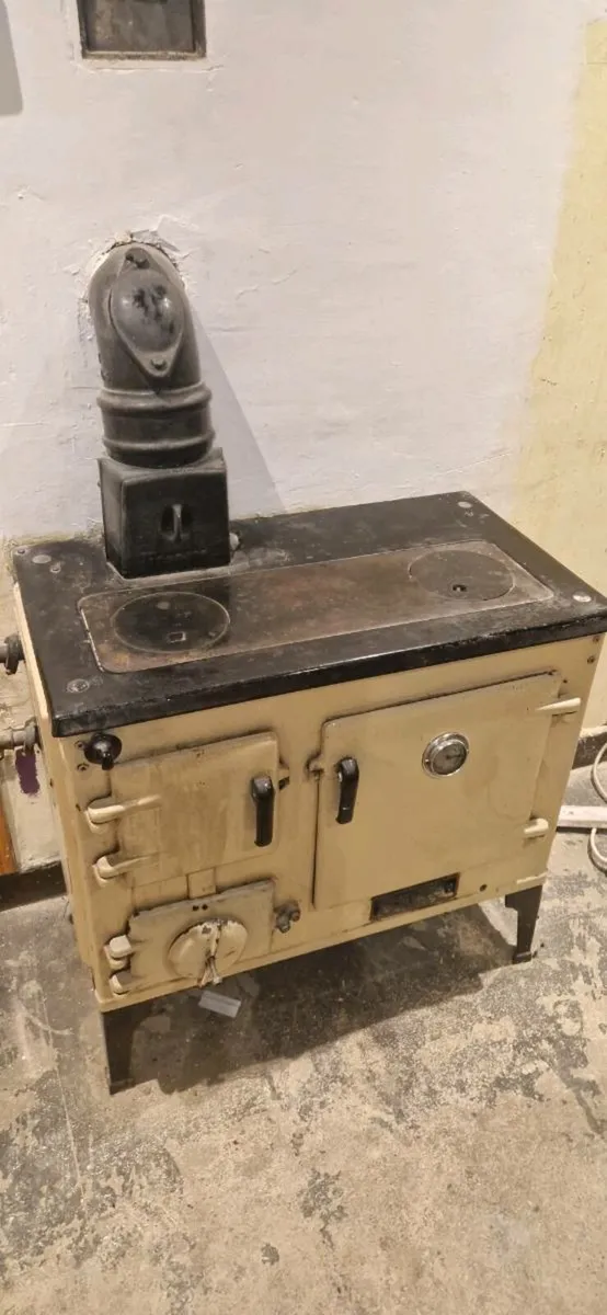 Range stove cooker (Free) - Image 3
