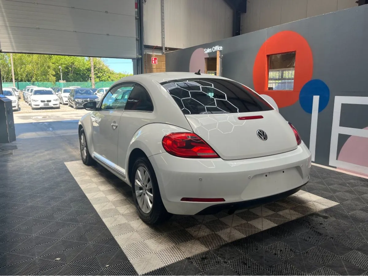 Volkswagen Beetle 1.2 Petrol / 109k KMs / - Image 4