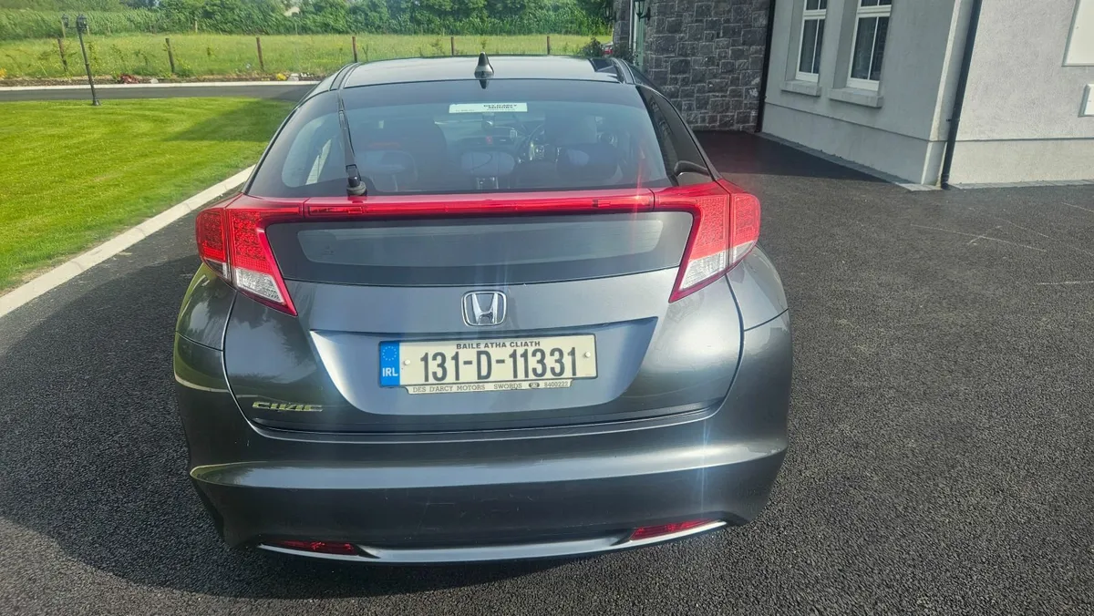 Honda Civic 2013 - Image 4