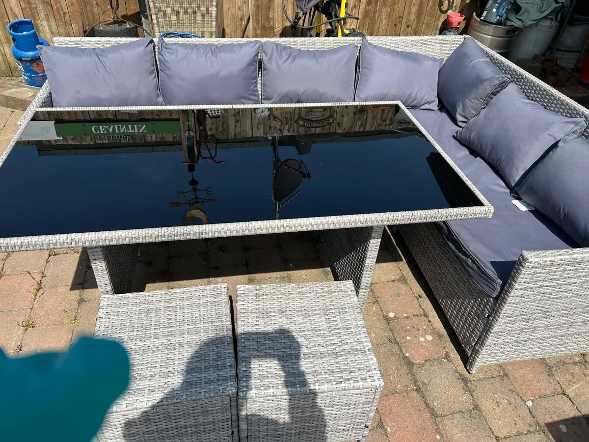 Garden Furniture - Image 2