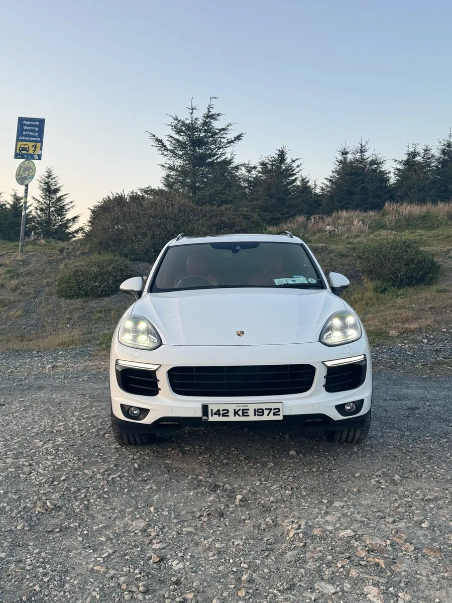 Porsche Cayenne S Platinum Edition - Image 3