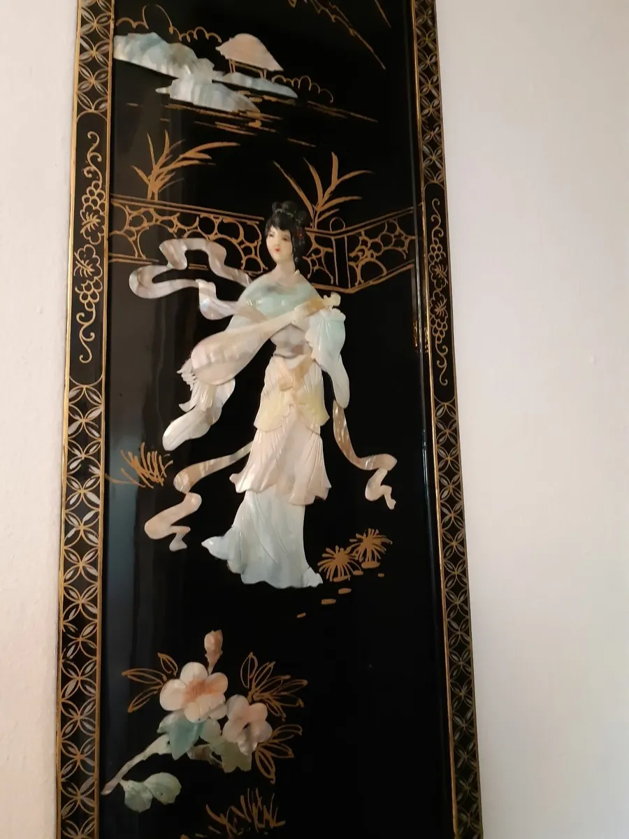 Rare 1950's Vintage Chinoiserie Asian Wall Art. - Image 3