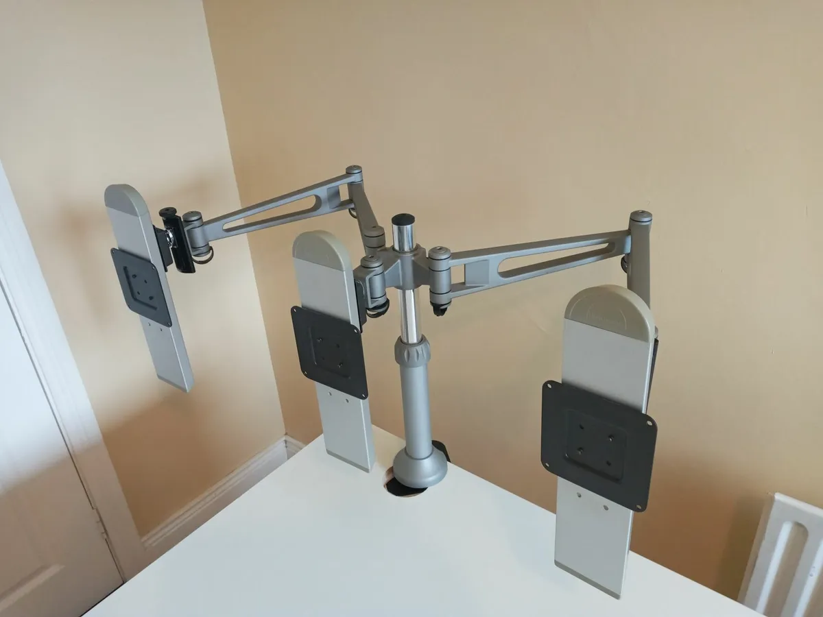 Delivery - Humanscale Triple Monitor Arm - Image 2