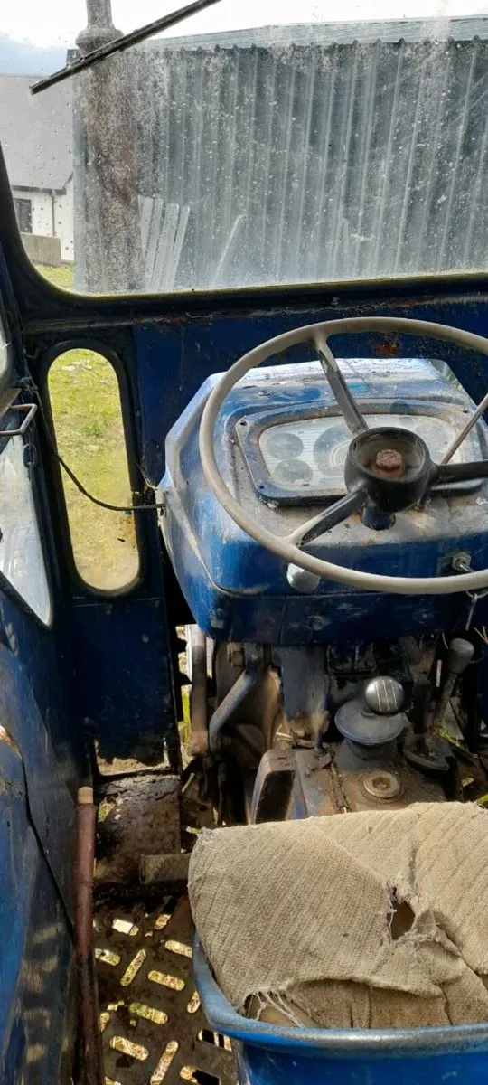 Leyland tractor - Image 4