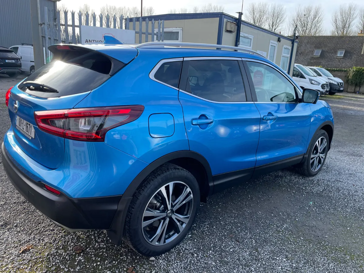 181 Nissan Qashqai PREMIUM - Image 3
