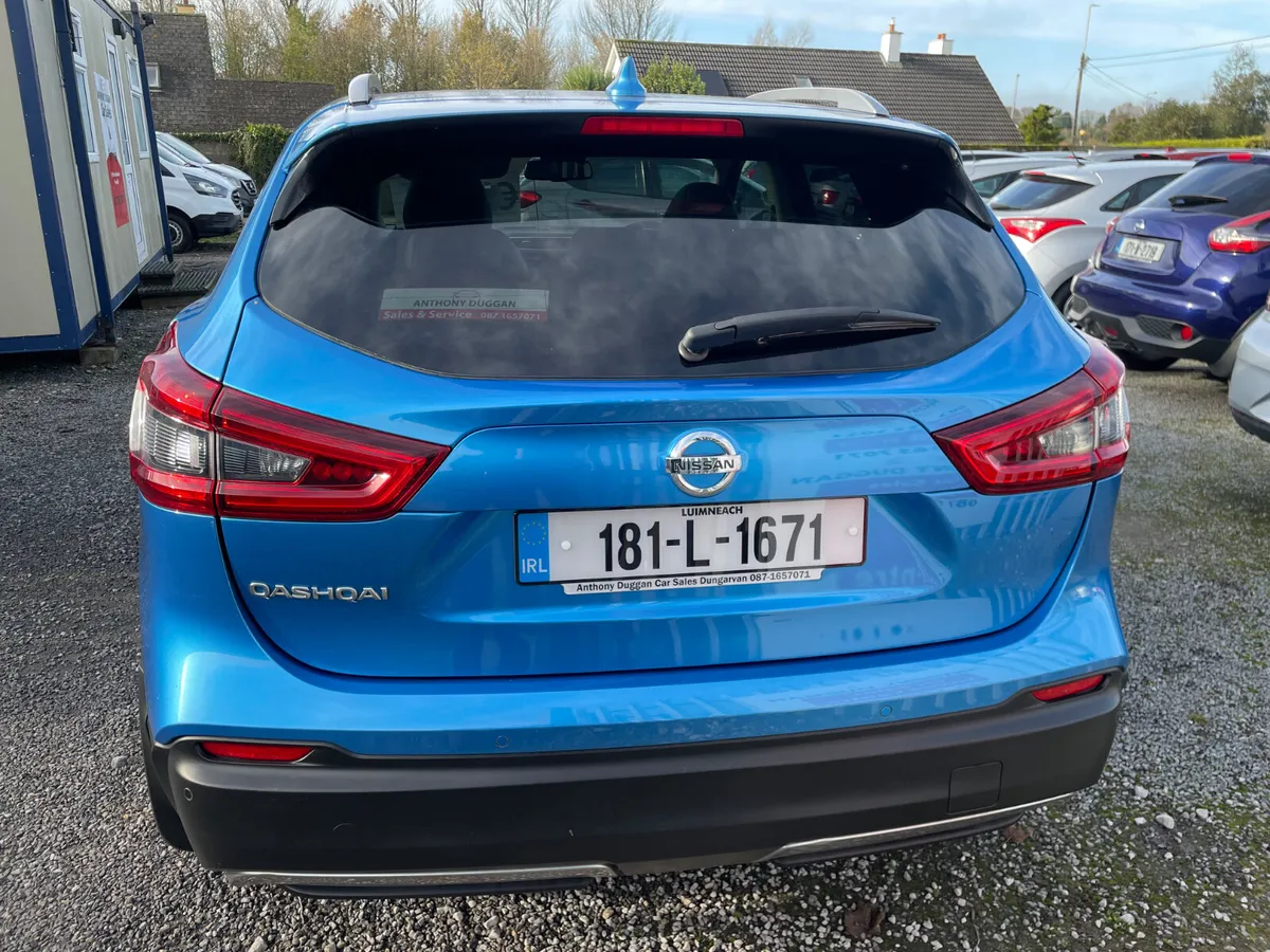 181 Nissan Qashqai PREMIUM - Image 4