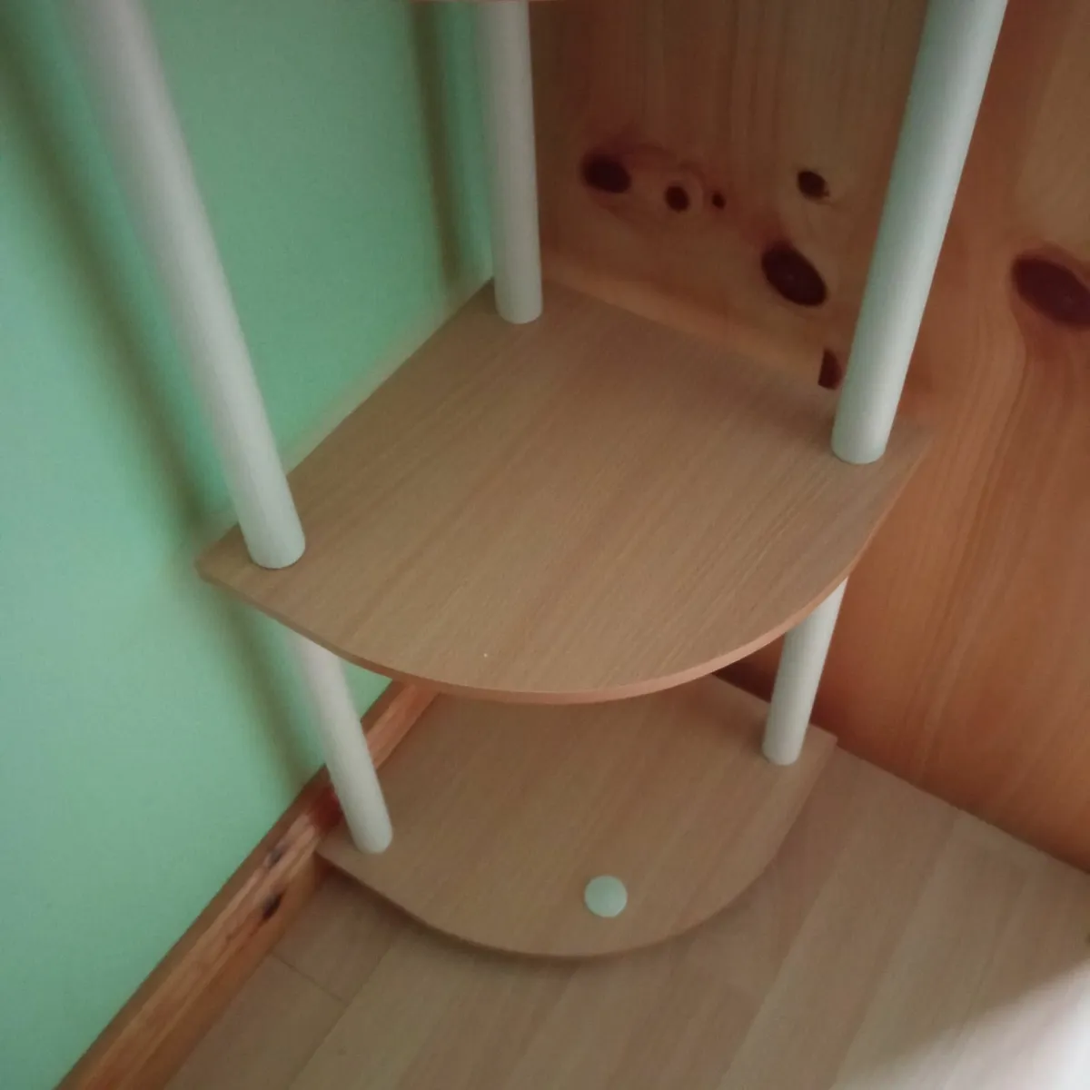 Corner Shelf - Image 3