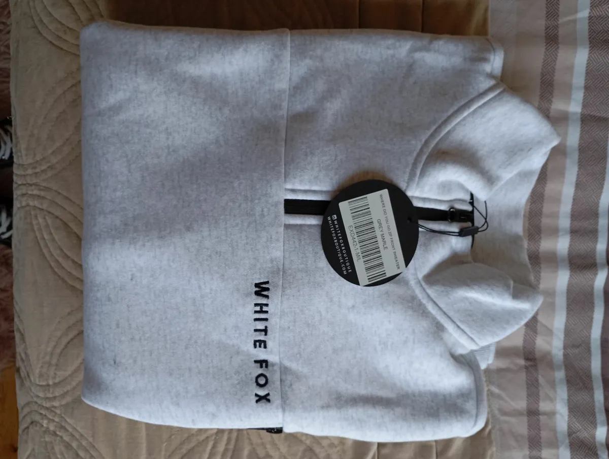 White fox - Image 1