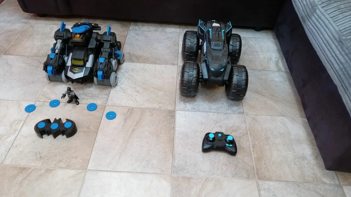Toys - Image 1