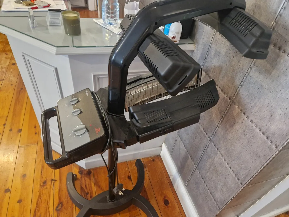 Hair salon contents - Image 3
